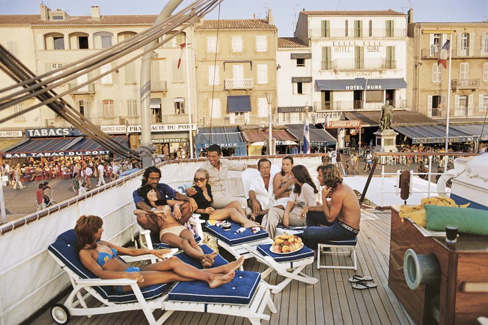 Wall Art Viewer Frames Render