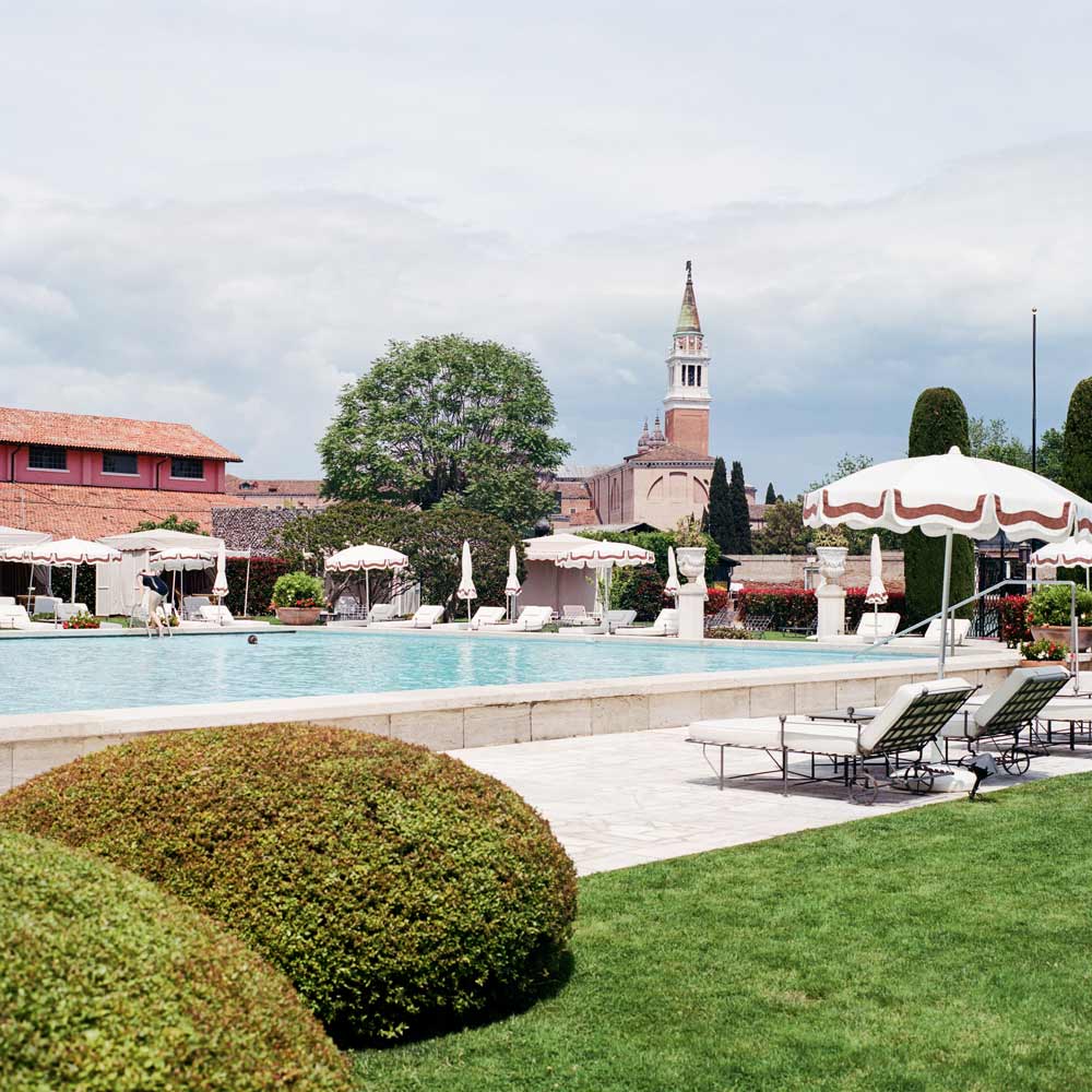 Wall Art Viewer Frames Render