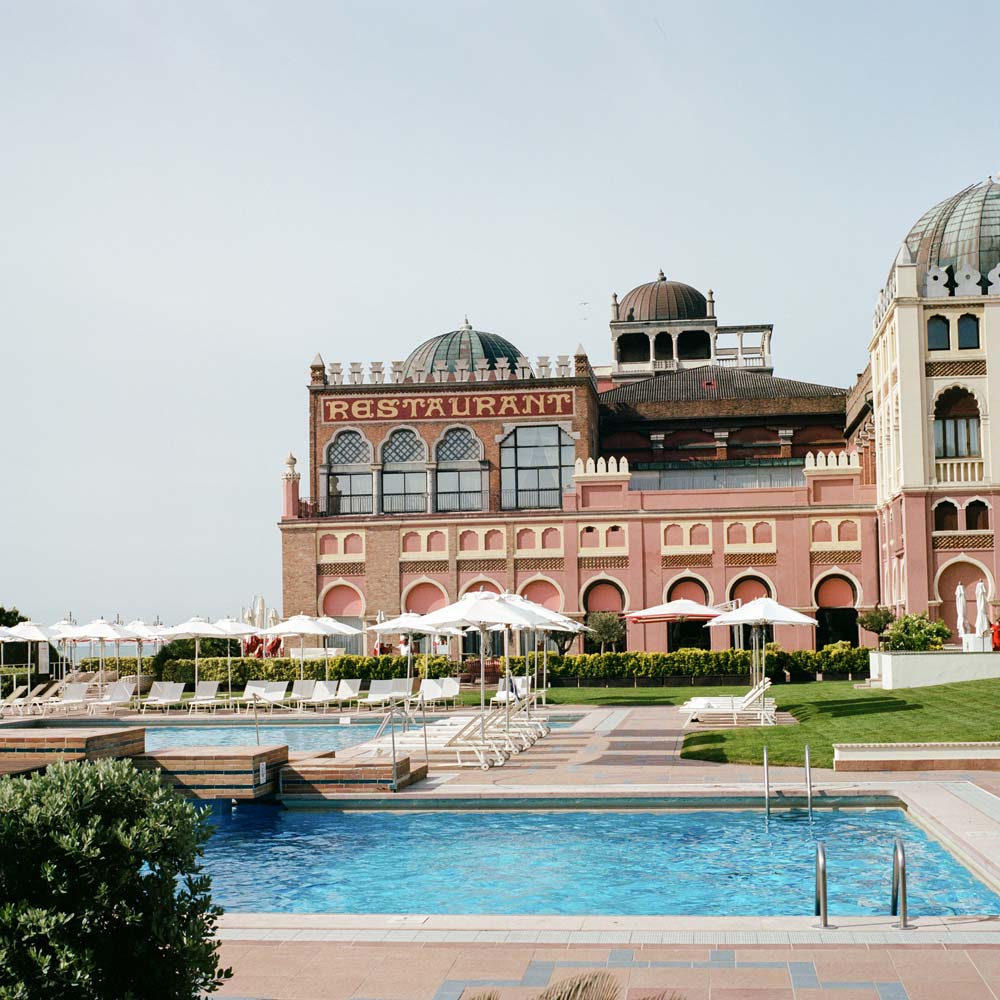 Wall Art Viewer Frames Render