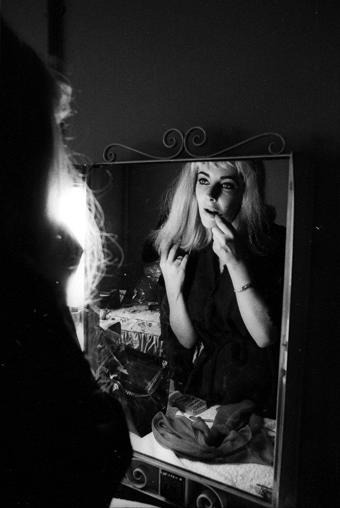 Wall Art Viewer Frames Render