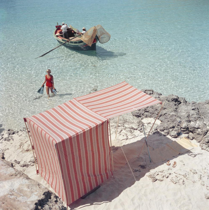 Marietine Birnie, Blue Lagoon by Slim Aarons - FINEPRINT co