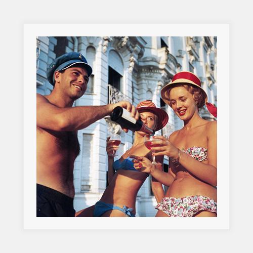 Wall Art Viewer Frames Render